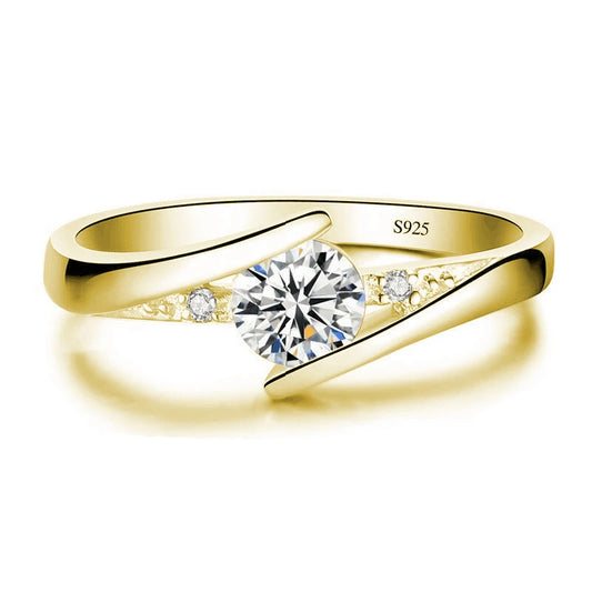 Women's Engagement Ring in Zircon, Vintage Style Yellow Gold: Elegance and Versatility