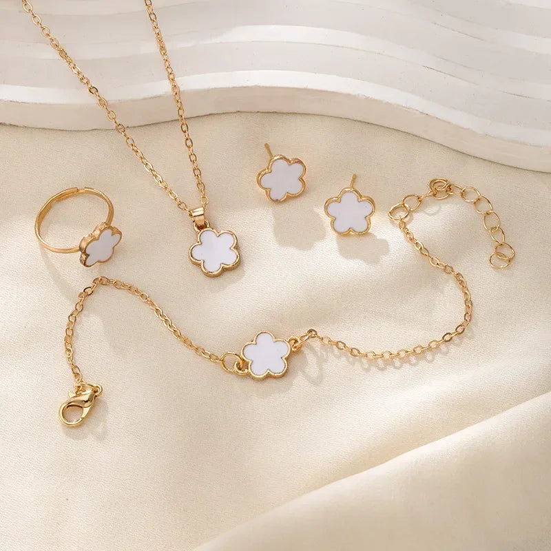 Four-Piece Fashion Jewelry Set for Women: Everyday Elegance and Luck