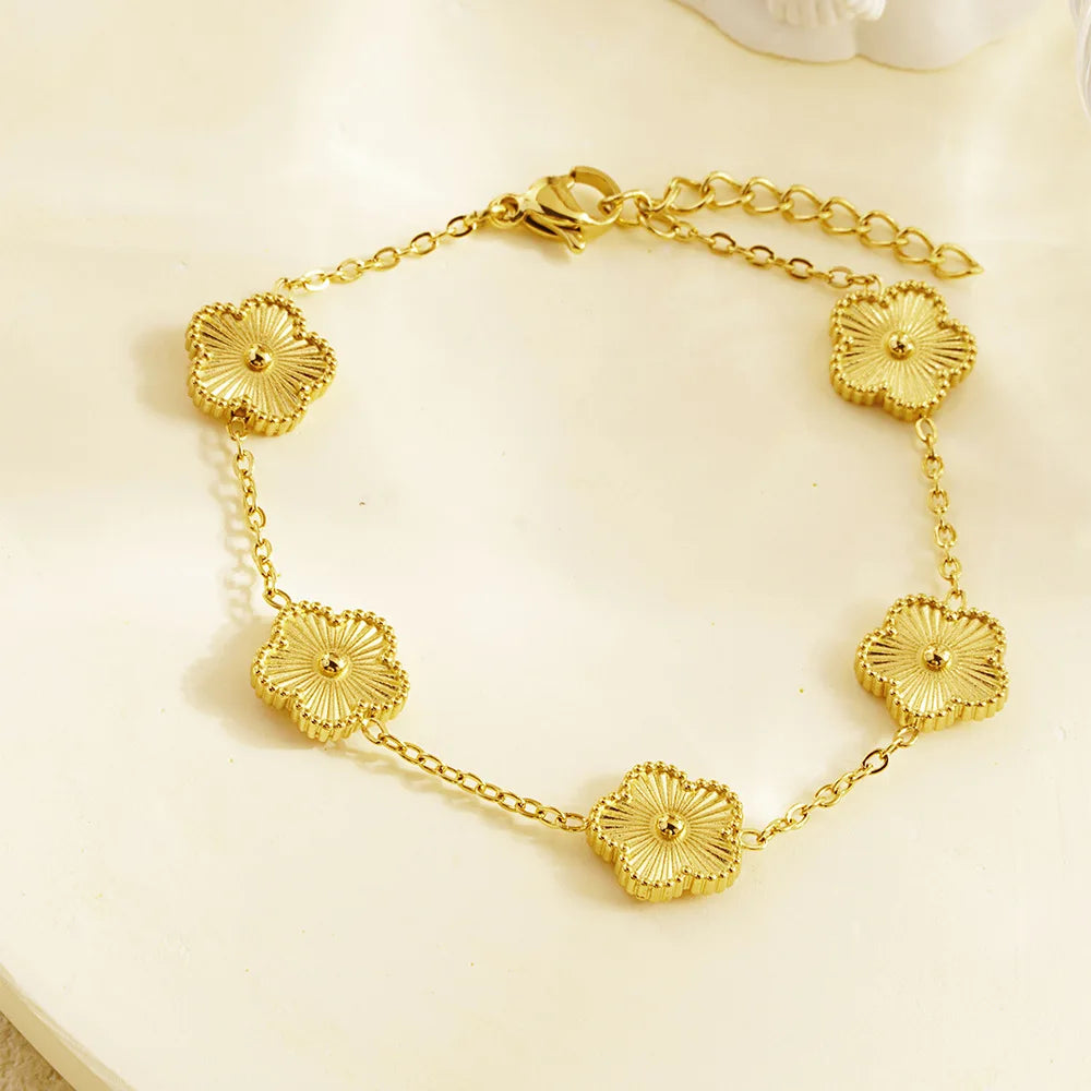 Stainless Steel Flower Bracelet for Women: Trendy Gold Elegance